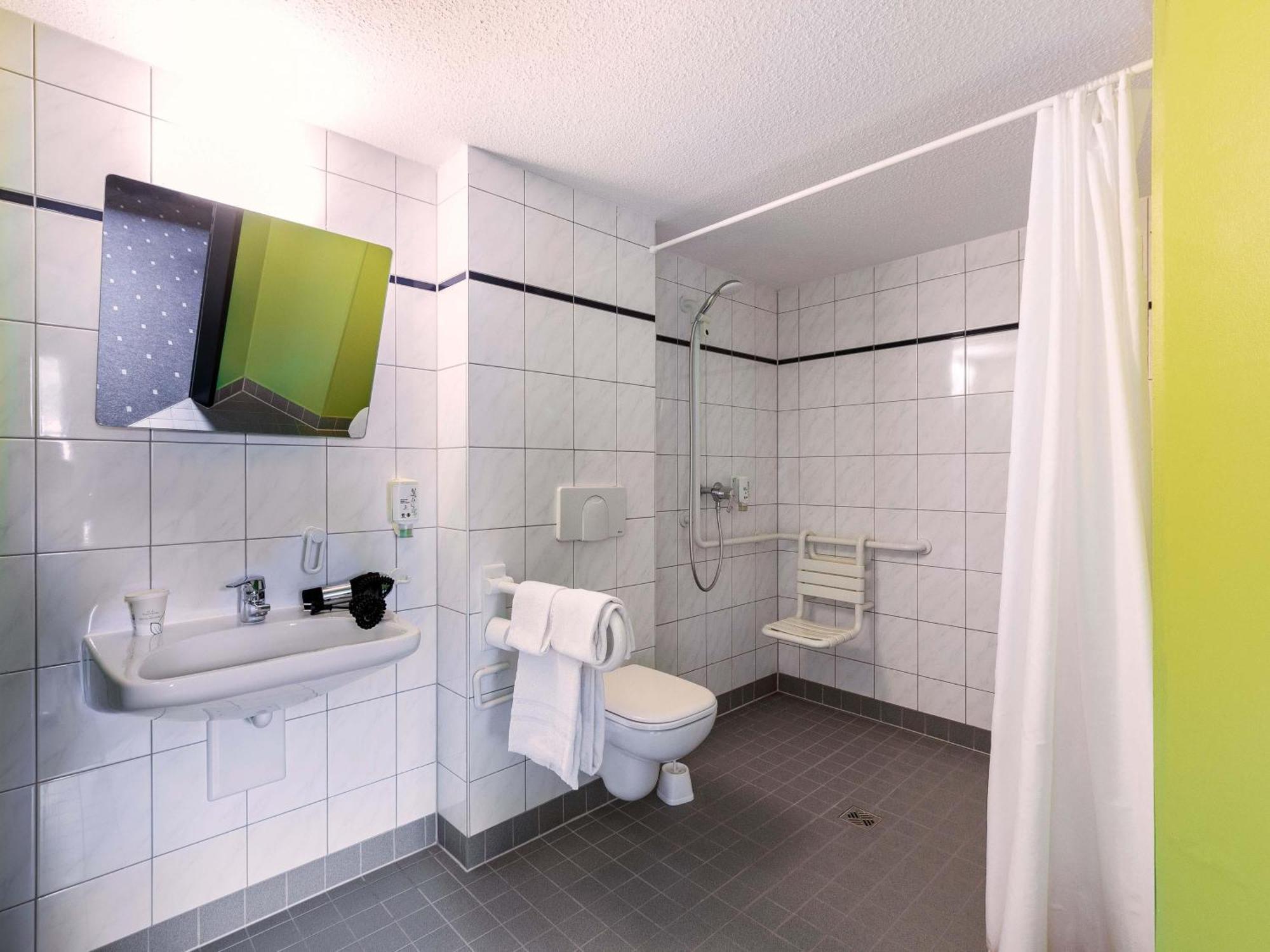 B&B Hotel Bochum-แฮร์เนอ ภายนอก รูปภาพ